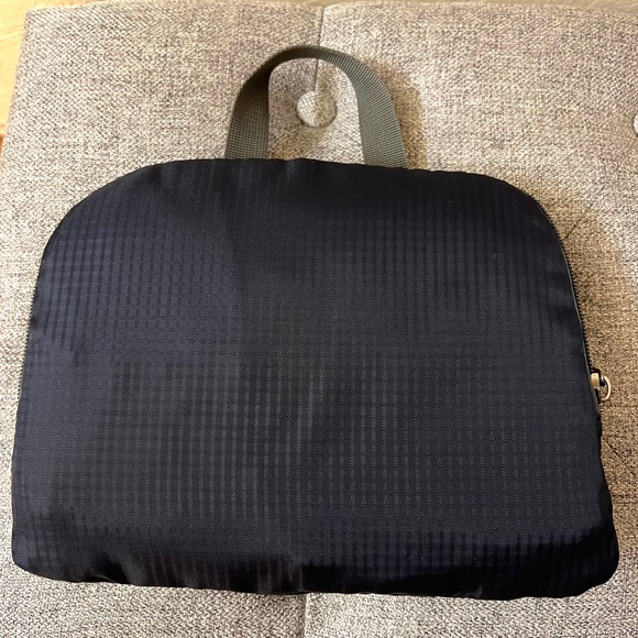 Navy Foldable Backpack - Picture 6 of 6